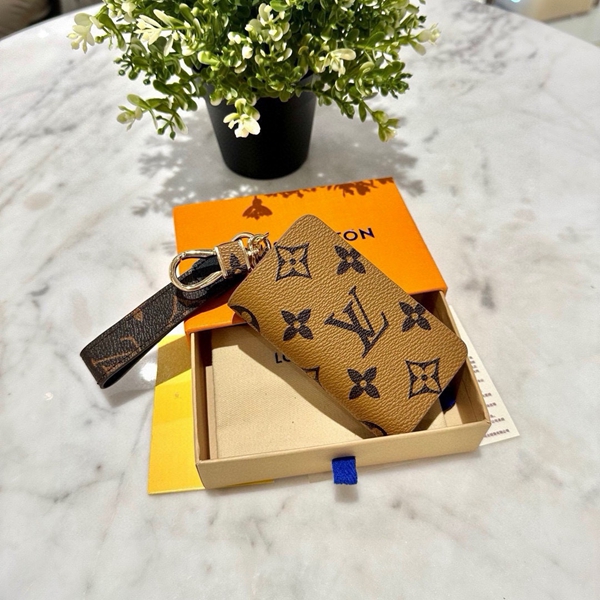 ブランドキーホルダー内部構造